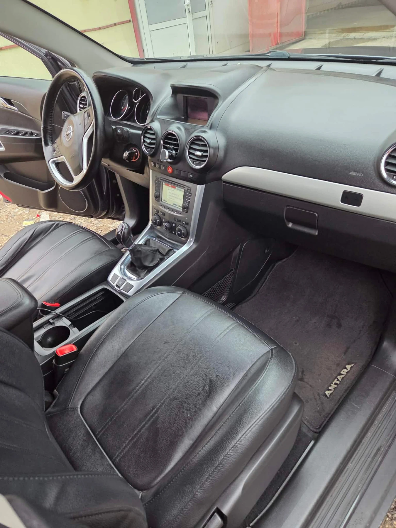 Opel Antara, снимка 10 - Автомобили и джипове - 54645904