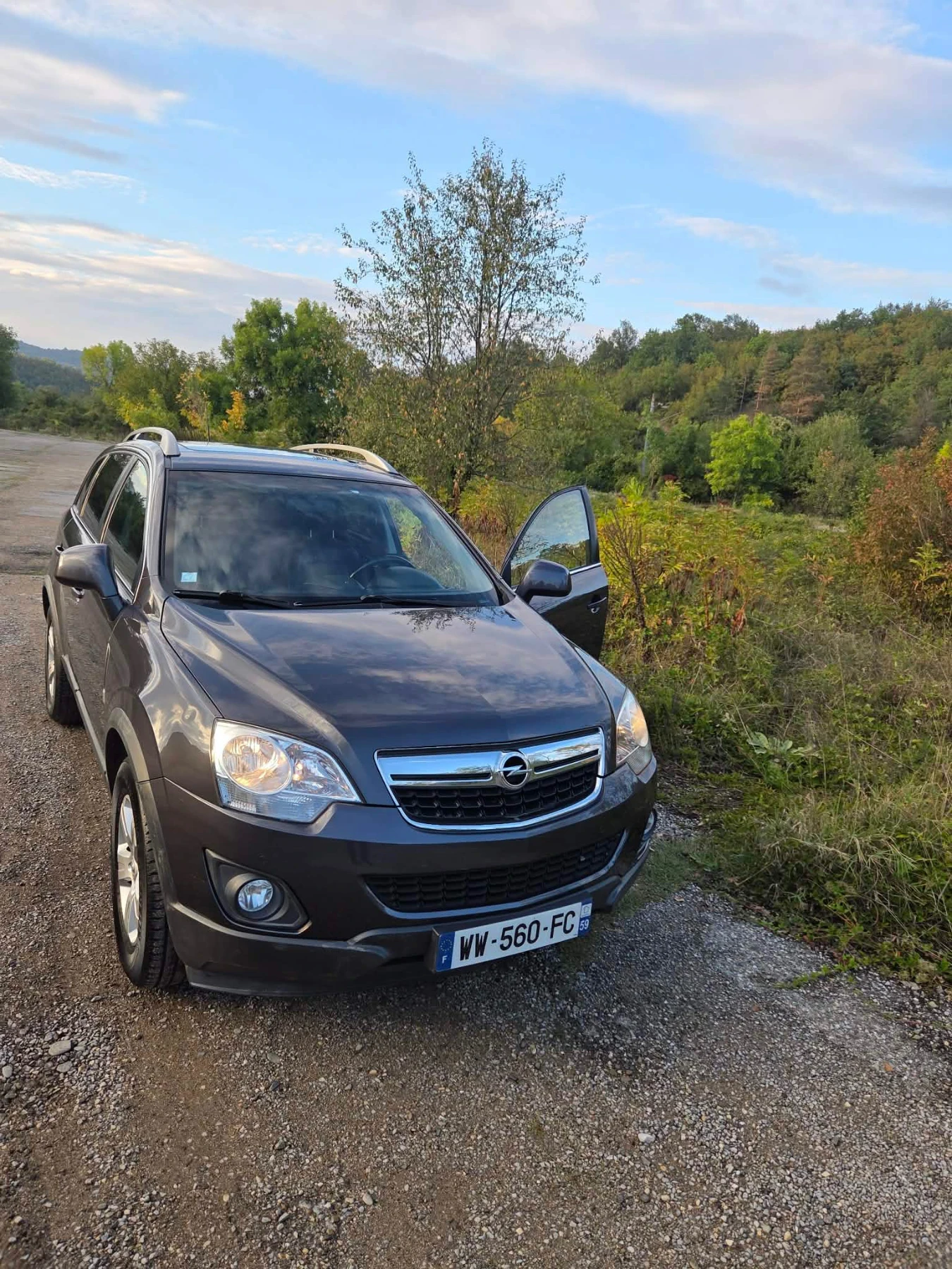 Opel Antara, снимка 2 - Автомобили и джипове - 54645904