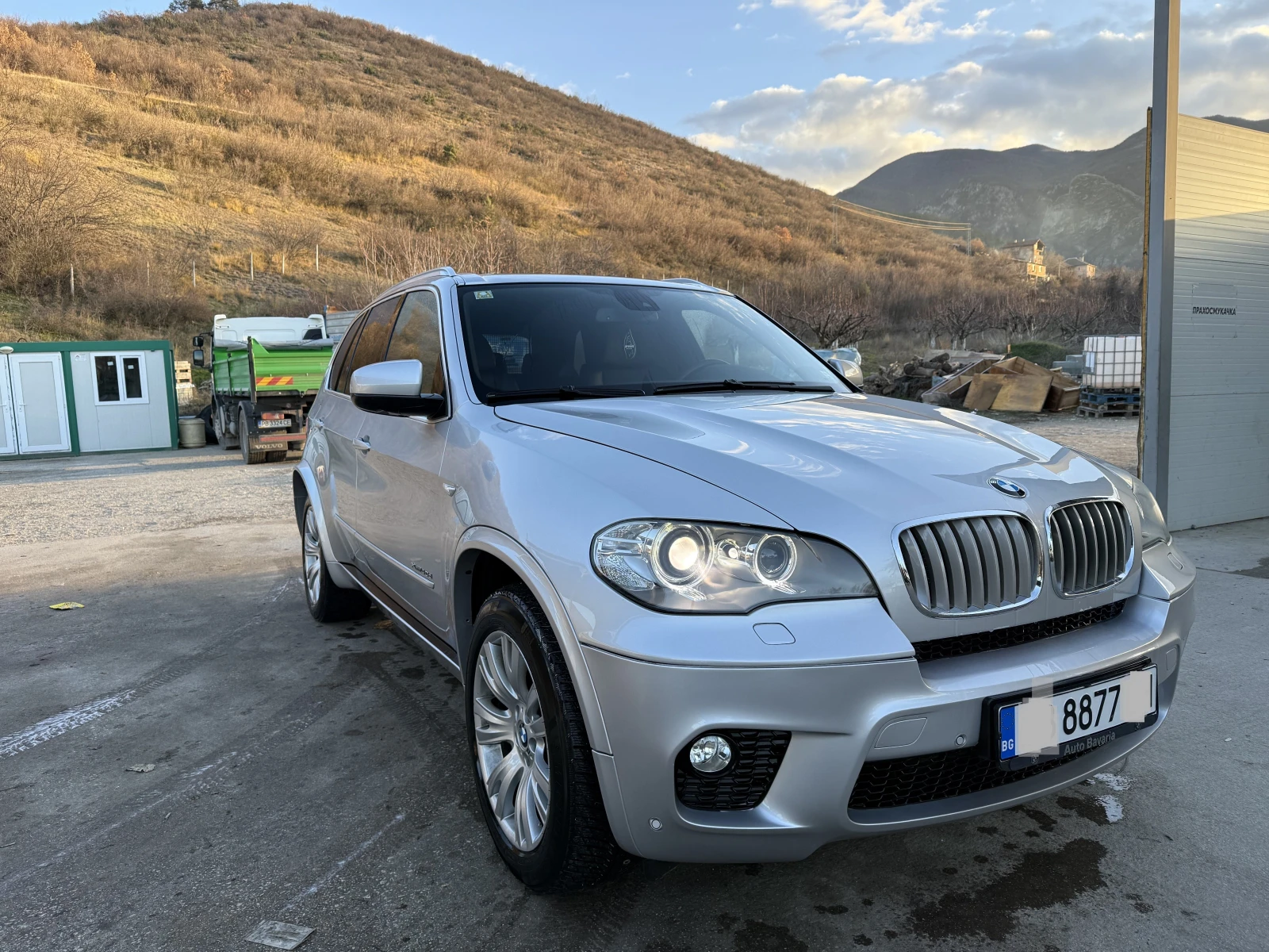 BMW X5 40d - 7 Logic Harman Kardon, снимка 3 - Автомобили и джипове - 55284329
