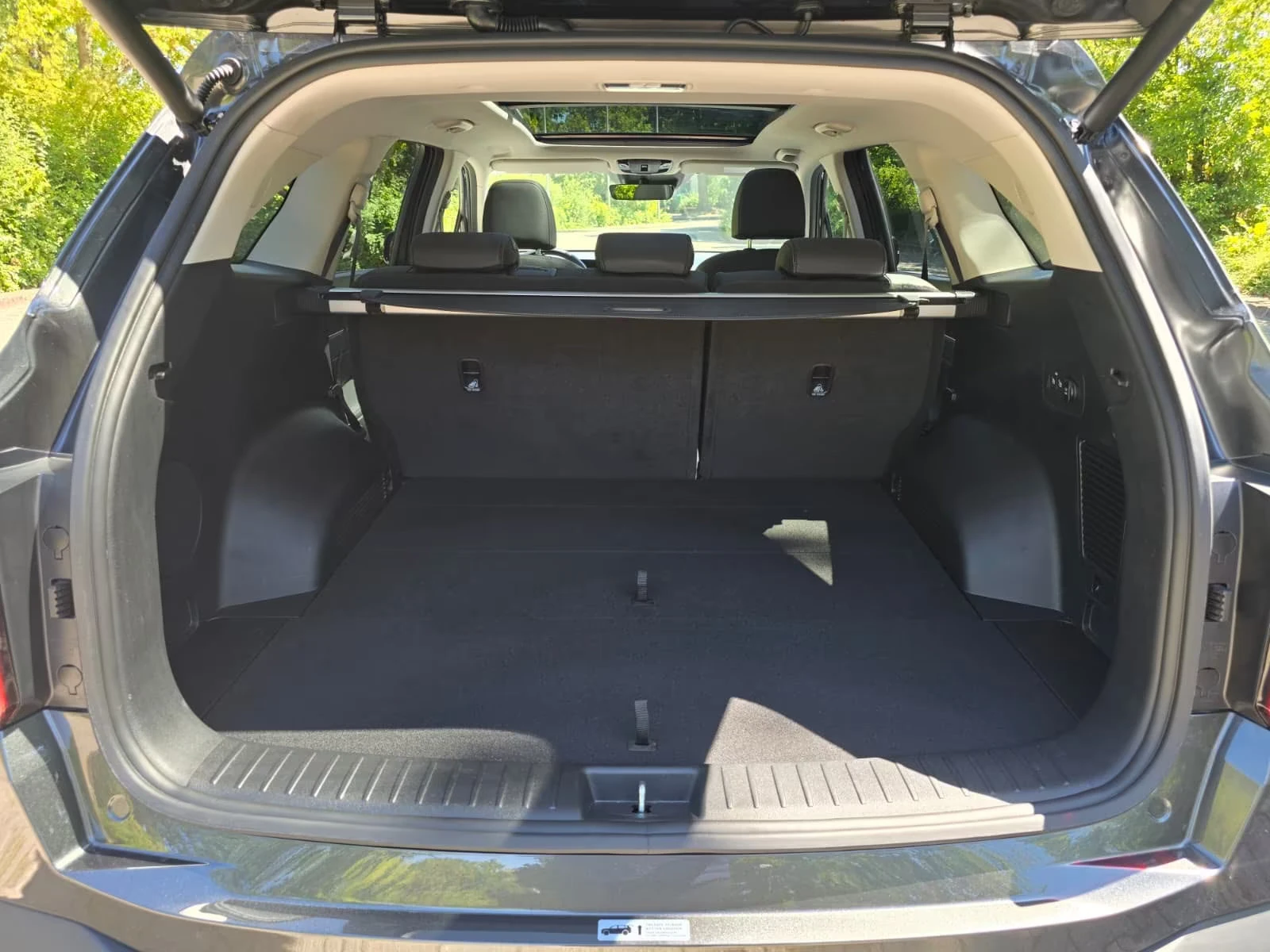 Kia Sorento PHEV/252HP/PLUG&RIDE/PANO/360/MEMO/NAVI/LED/601q, снимка 15 - Автомобили и джипове - 55689534