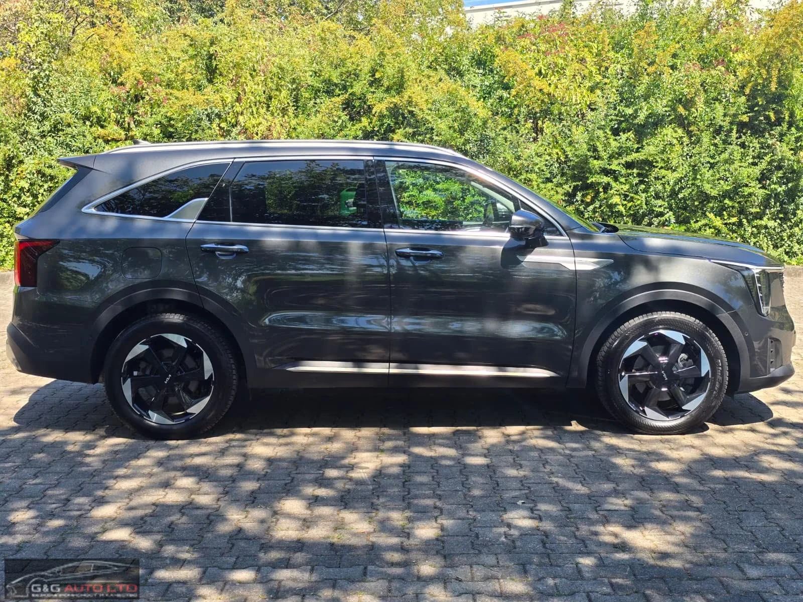 Kia Sorento PHEV/252HP/PLUG&RIDE/PANO/360/MEMO/NAVI/LED/601q, снимка 5 - Автомобили и джипове - 55689534