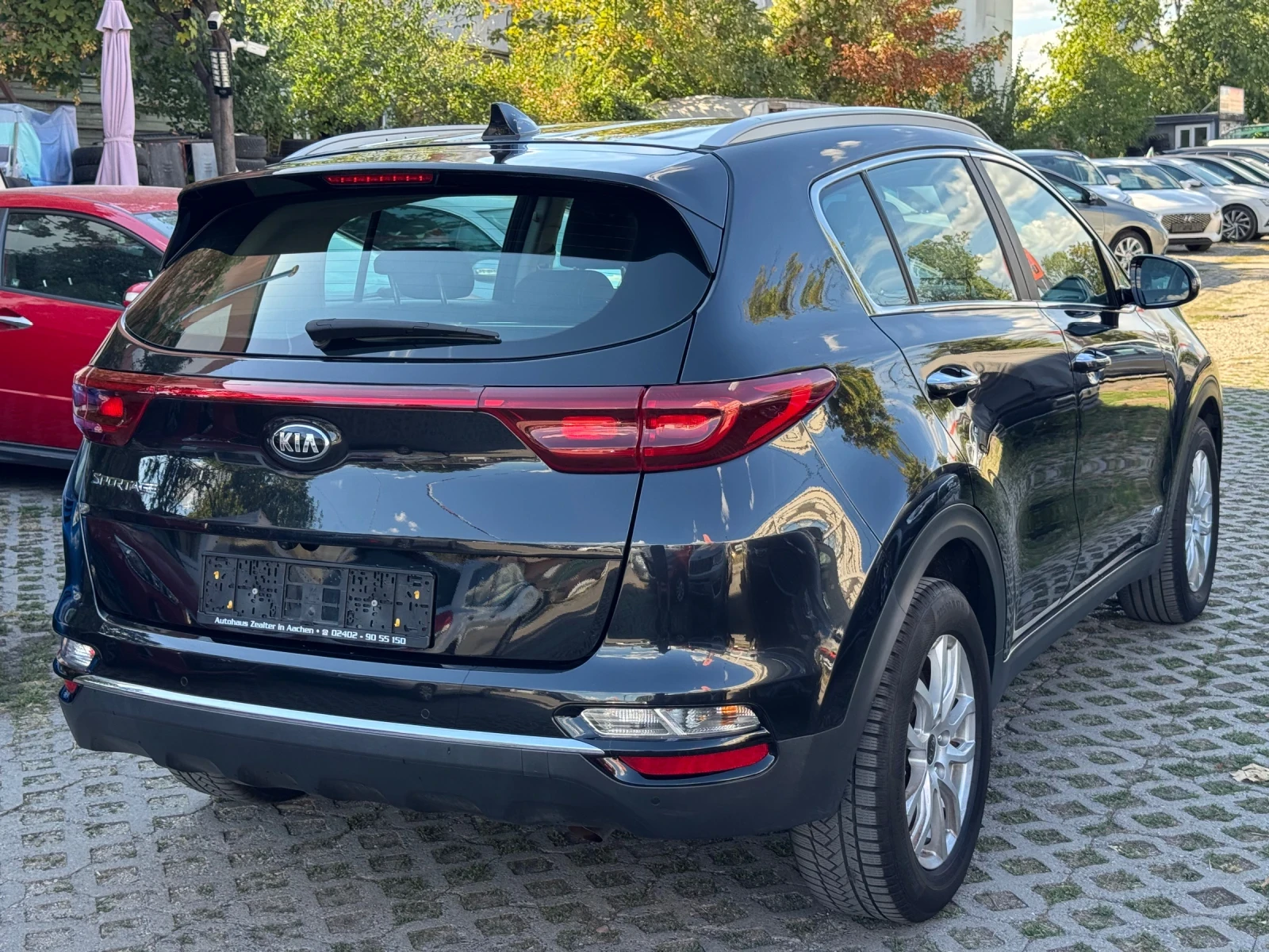 Kia Sportage FACELIFT AWD 177k.c.4x4, снимка 4 - Автомобили и джипове - 55952687