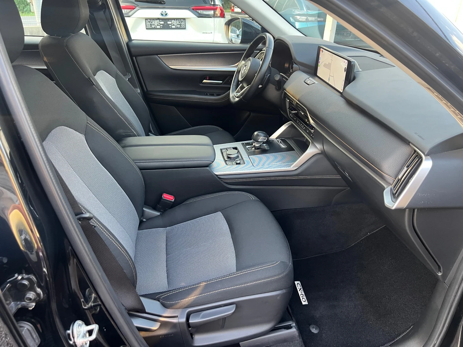 Mazda CX-60 2.5 e-SKYACTIV PHEV AWD, снимка 12 - Автомобили и джипове - 55985813