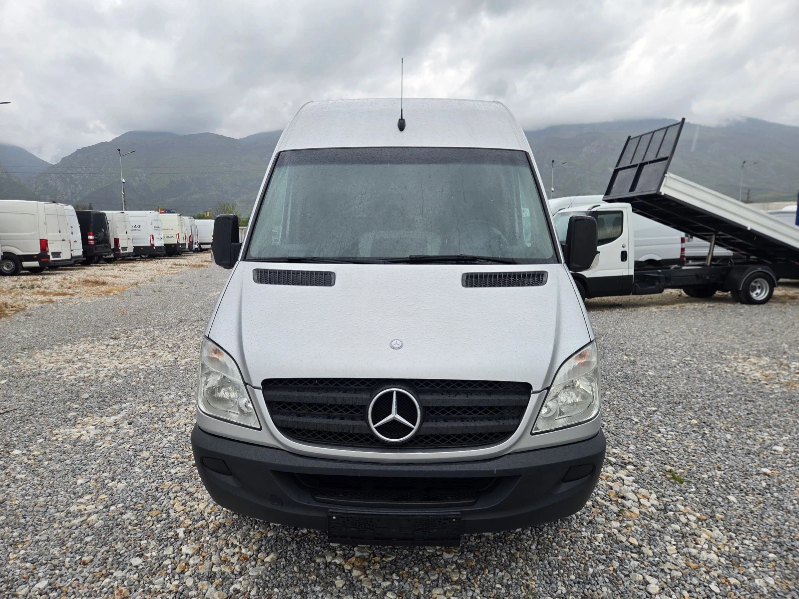 Mercedes-Benz Sprinter 319 CDI, Автомат, Клима, Нави, снимка 8 - Бусове и автобуси - 54357178