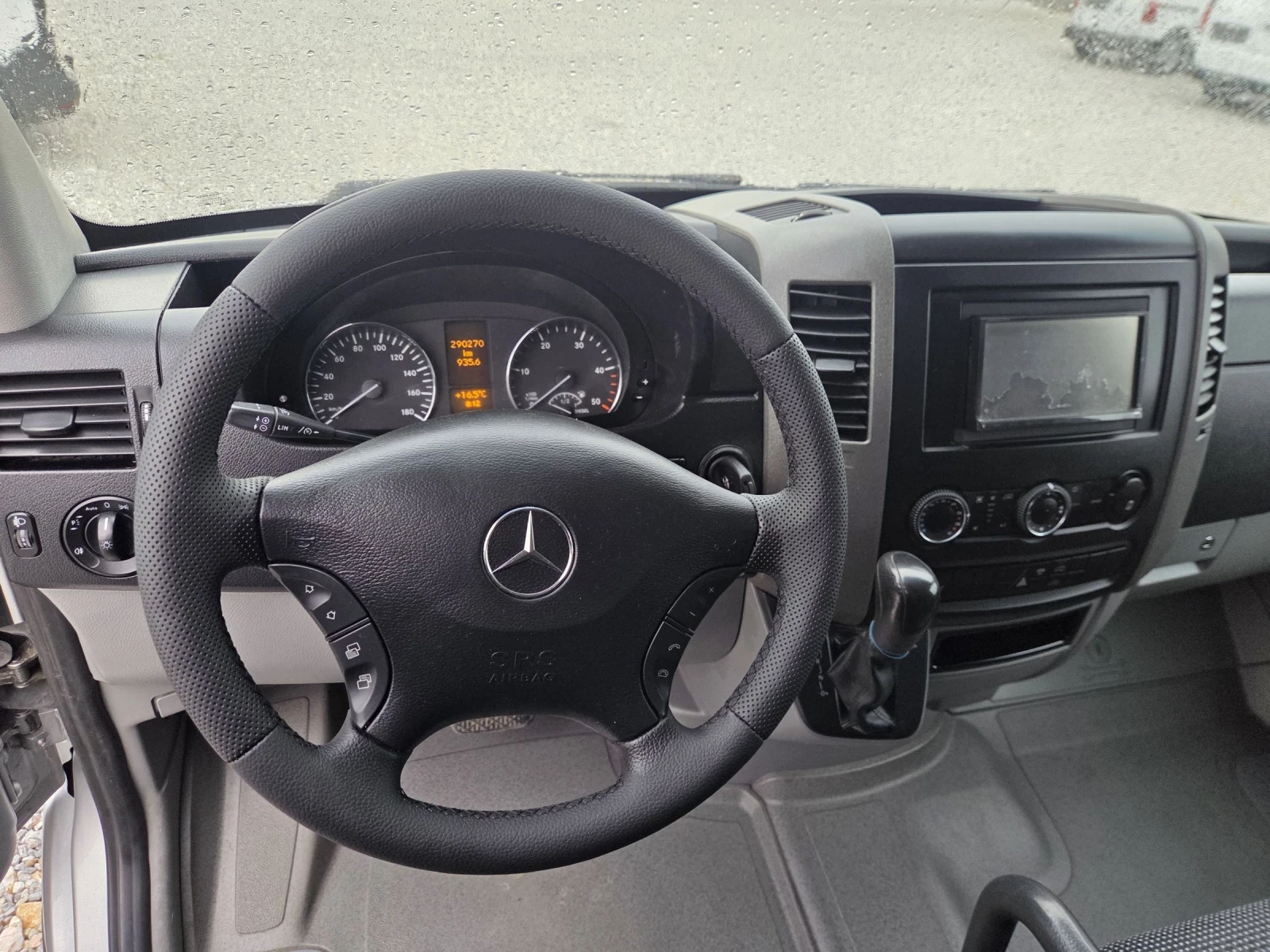 Mercedes-Benz Sprinter 319 CDI, Автомат, Клима, Нави, снимка 10 - Бусове и автобуси - 54357178