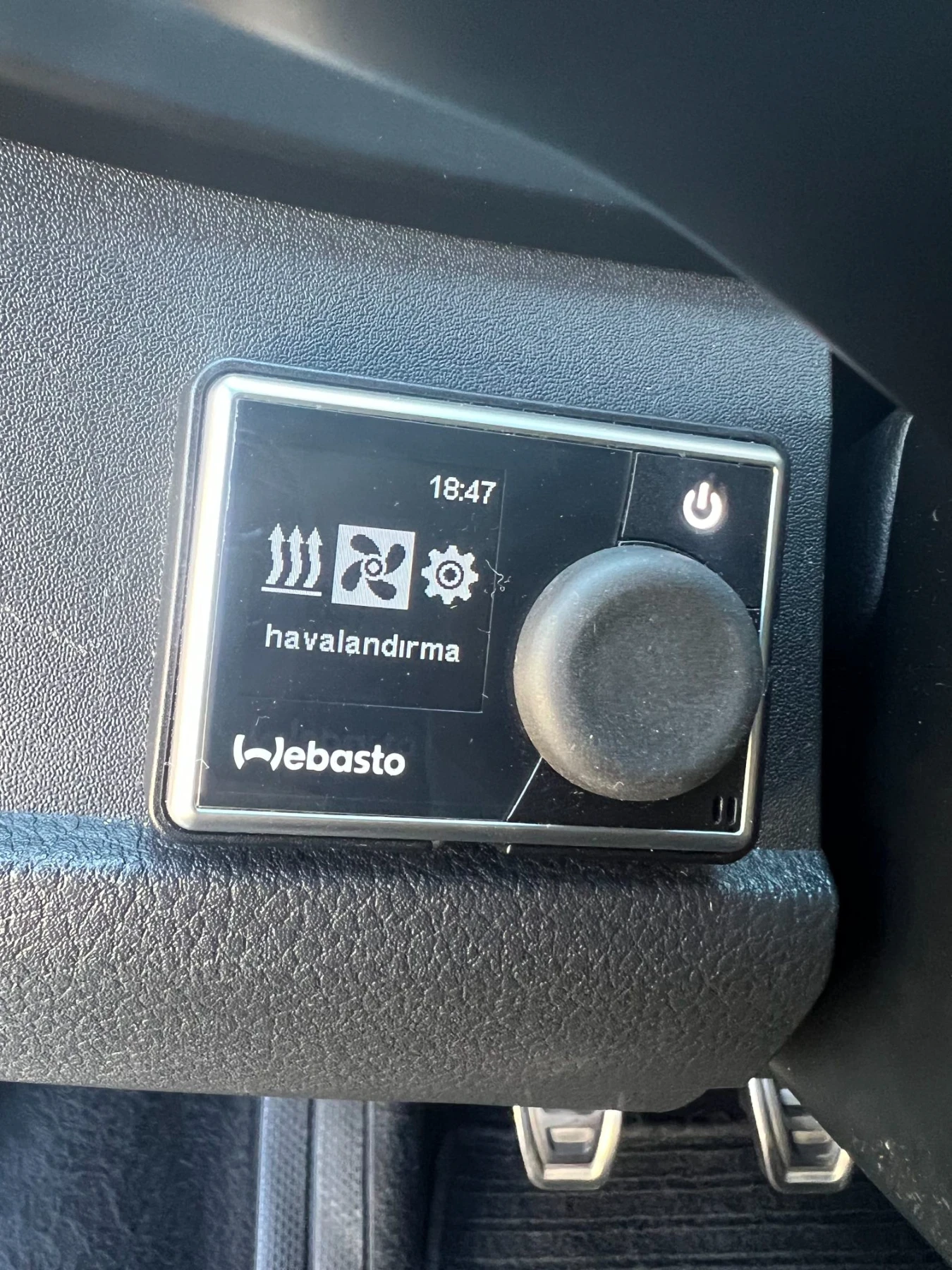 VW Caravelle ComfortLine Long, снимка 13 - Бусове и автобуси - 56261695