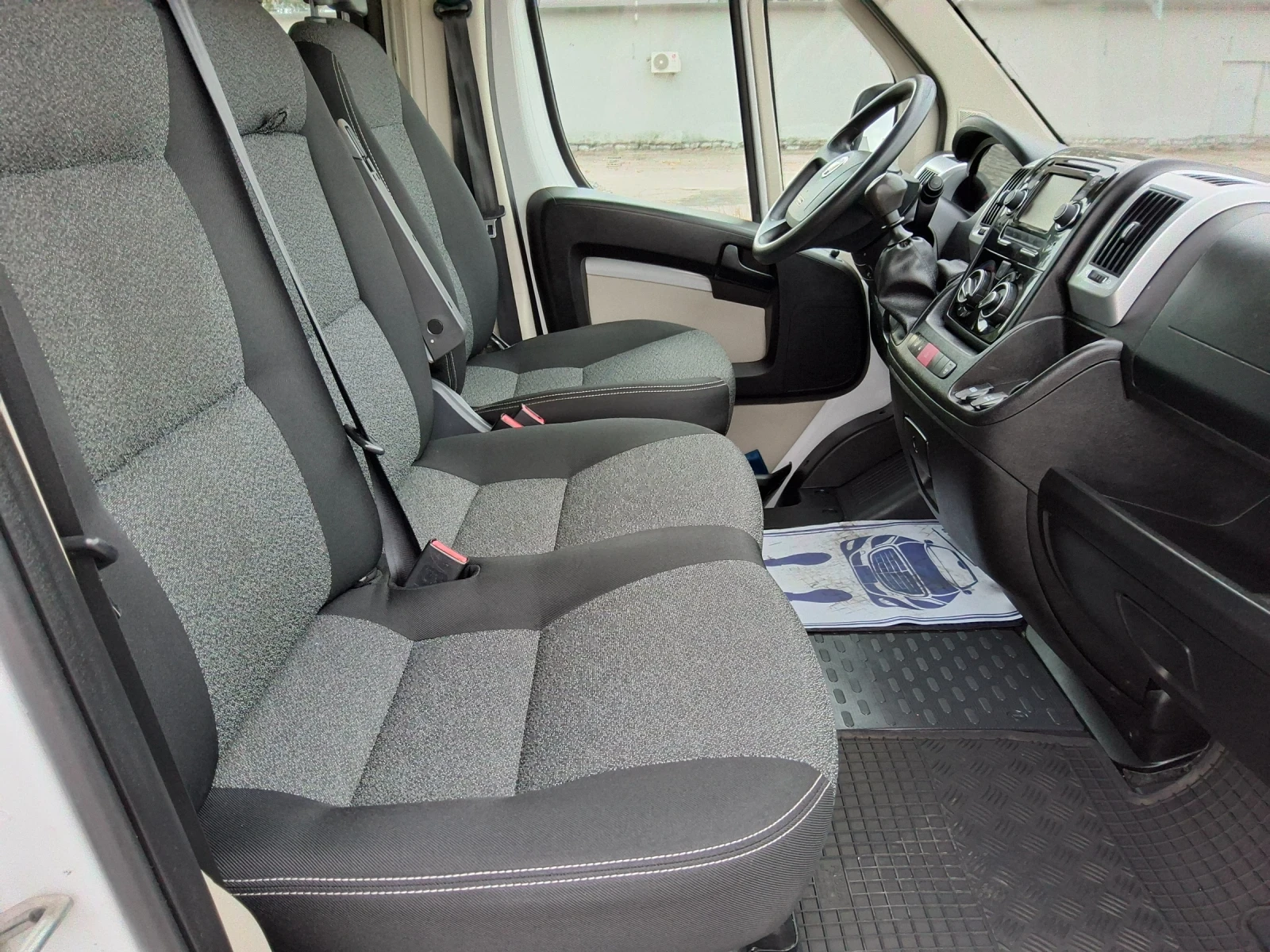 Fiat Ducato 2.3MJET 150PS , снимка 6 - Бусове и автобуси - 56616892