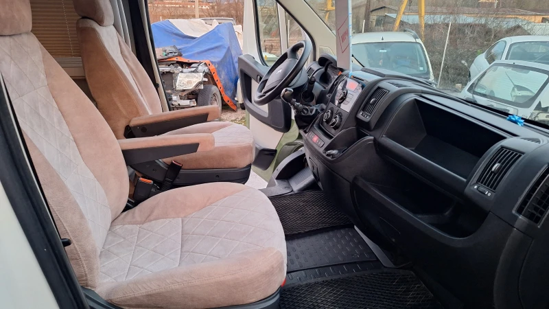 Кемпер HYMER / ERIBA, снимка 13 - Каравани и кемпери - 53564732