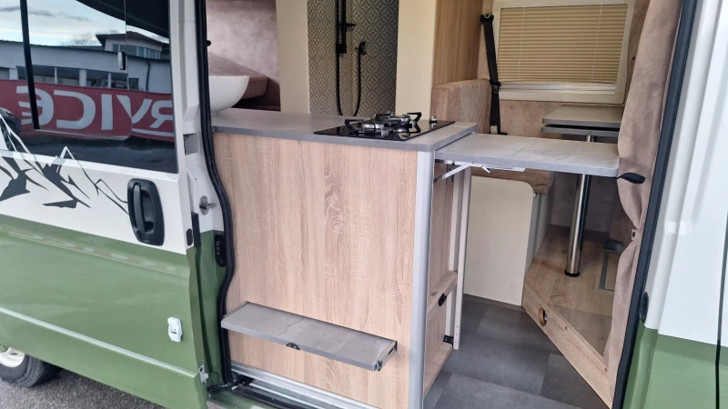 Кемпер HYMER / ERIBA, снимка 6 - Каравани и кемпери - 53564732