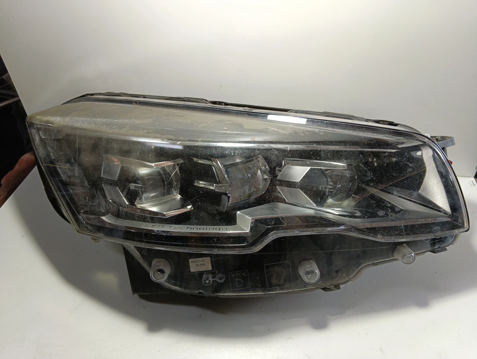 фар ляв FULL LED 9807241680 Peugeot 508