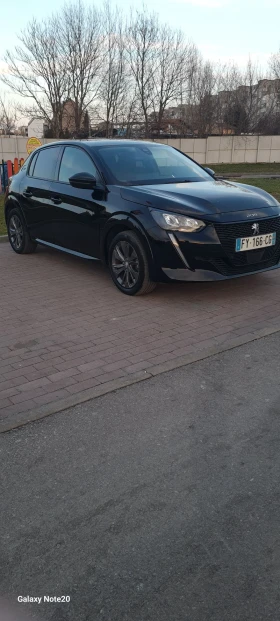 Peugeot 208 208e 50kwh, снимка 13