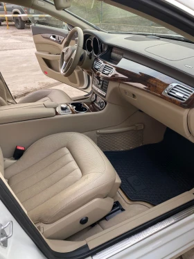 Mercedes-Benz CLS 550 4-MATIC= AMG-LINE, снимка 9