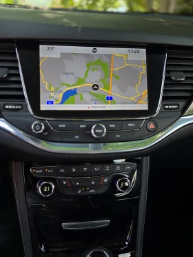 Opel Astra INOVATION* АВТОМАТ* КОЖА* DISTRONIC FULL* 136к.с. , снимка 10