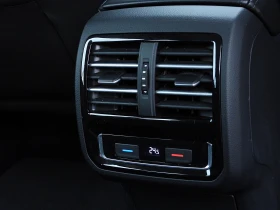 VW Passat 2.0ШВЕЙЦАРИЯ-ДИСТРОНИК/LED/САМОПАРКИРАНЕ/КОЖА/НАВИ - 12100 € / 23665.54 лв. - 95312504 16