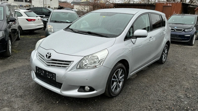 Toyota Verso 1.8i Внос ШВЕЙЦАРИЯ! 6ск. PDC, DVD, Автопилот, ТОП, снимка 1 - Автомобили и джипове - 44099249