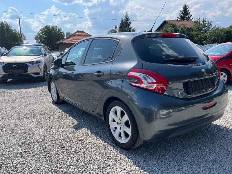 Peugeot 208 1.2I EURO 5B, снимка 5 - Автомобили и джипове - 46634578