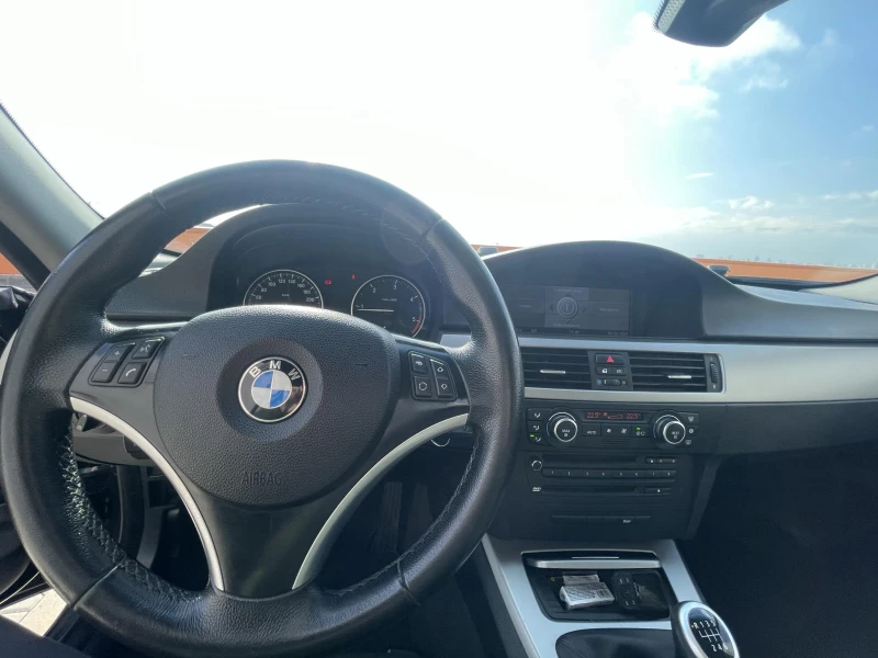 BMW 320, снимка 6 - Автомобили и джипове - 47969005