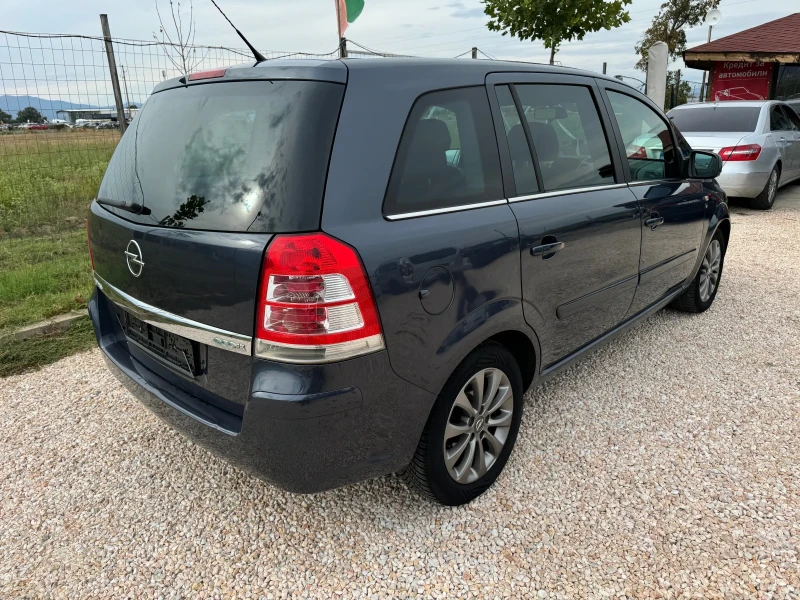 Opel Zafira 1.7cdti 7 Места, снимка 5 - Автомобили и джипове - 47270619