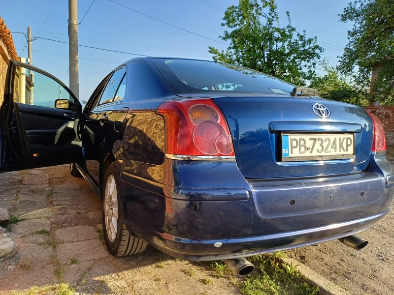 Toyota Avensis 2.0 D4D, снимка 14 - Автомобили и джипове - 47558442