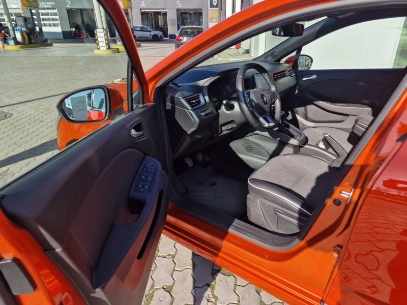 Renault Clio, снимка 13 - Автомобили и джипове - 48954680