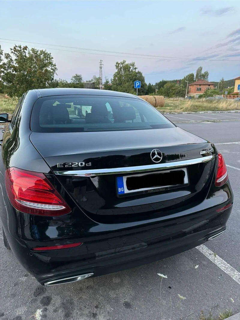 Mercedes-Benz E 220, снимка 5 - Автомобили и джипове - 49577309