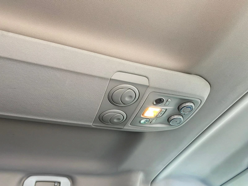 Peugeot Traveler 1.6 HDI Euro6 7+ 1 Климатроник вс.платено обслужен, снимка 10 - Автомобили и джипове - 51056607