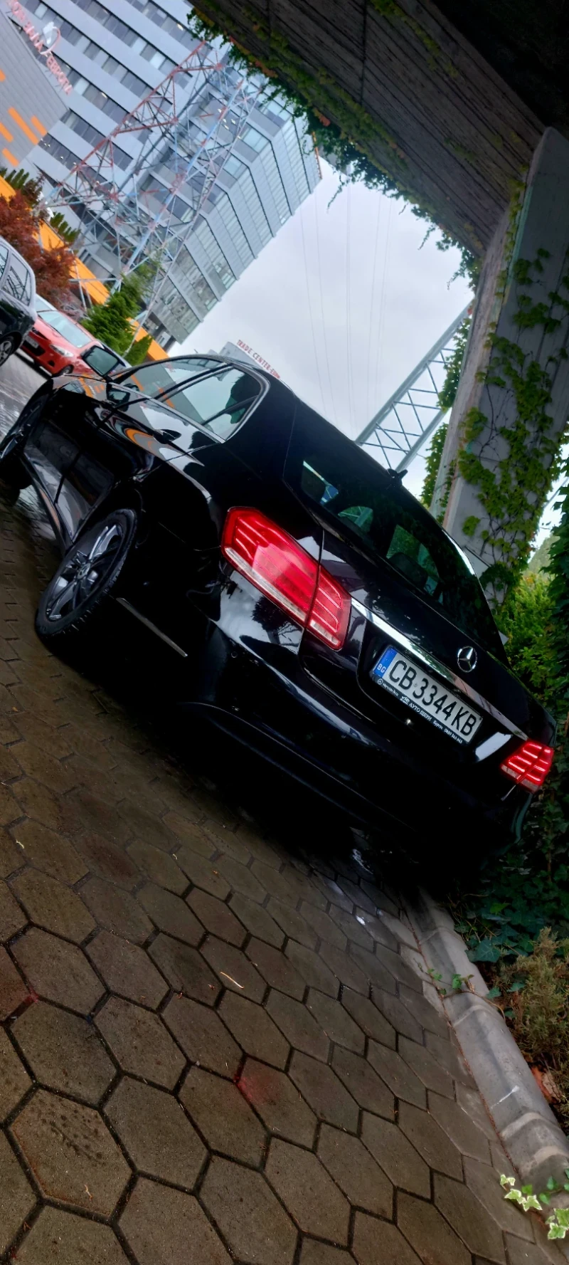 Mercedes-Benz E 350 BLACK AVANGARDE 3.0d4?4, снимка 5 - Автомобили и джипове - 51998152