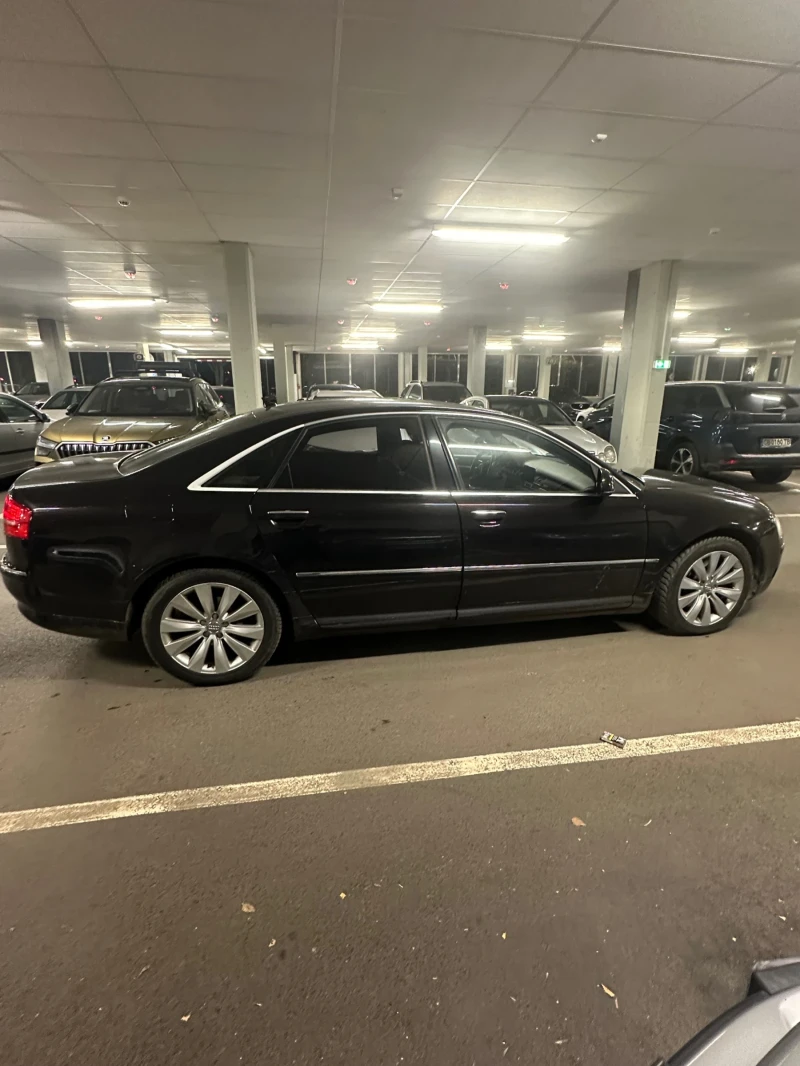Audi A8, снимка 7 - Автомобили и джипове - 52681101