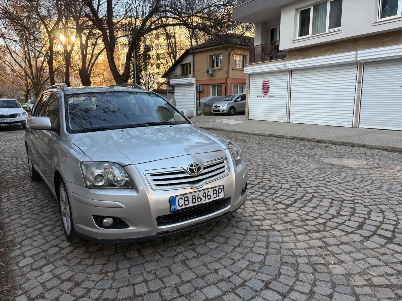 Toyota Avensis, снимка 10 - Автомобили и джипове - 52740136