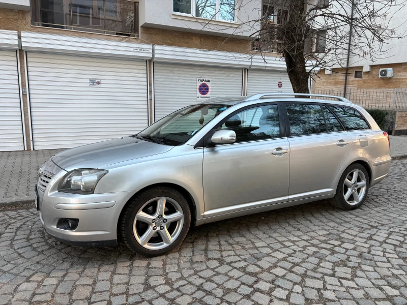 Toyota Avensis, снимка 16 - Автомобили и джипове - 52740136