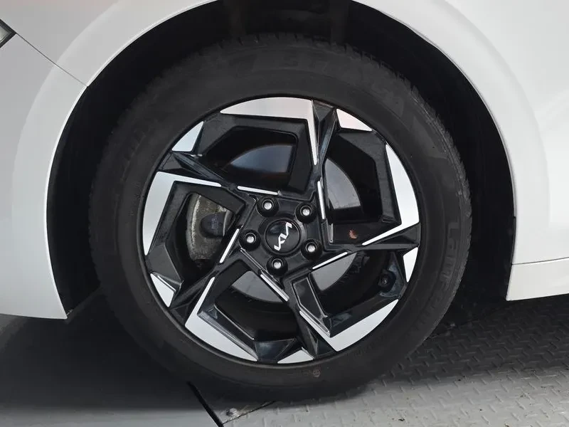 Kia K5 2.0 Lpi Prestige, снимка 5 - Автомобили и джипове - 55738865