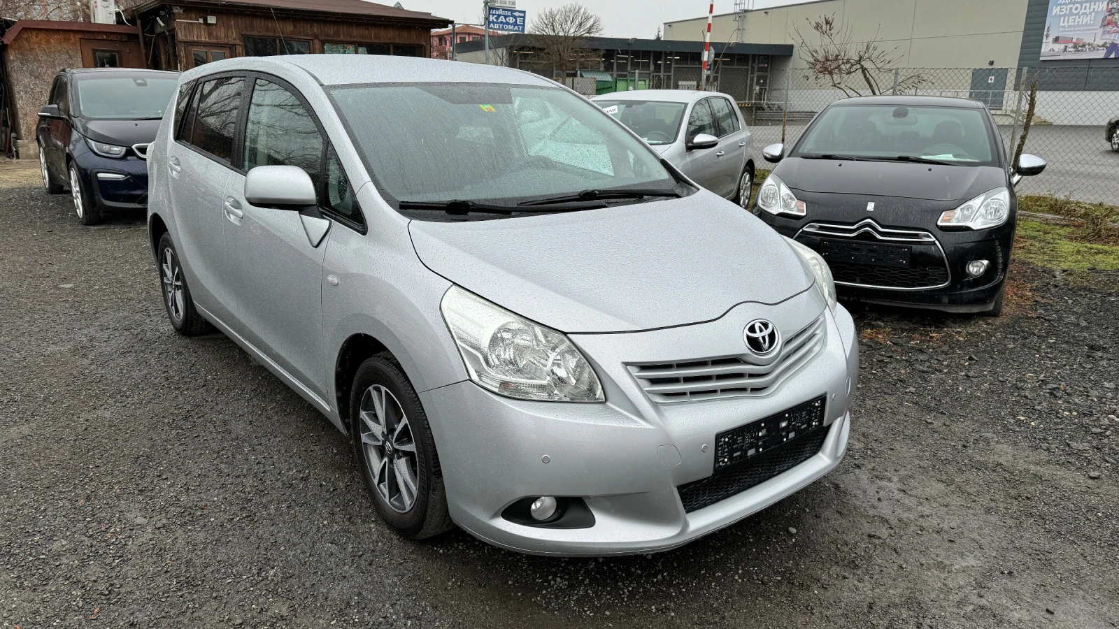 Toyota Verso 1.8i Внос ШВЕЙЦАРИЯ! 6ск. PDC, DVD, Автопилот, ТОП - изображение 3