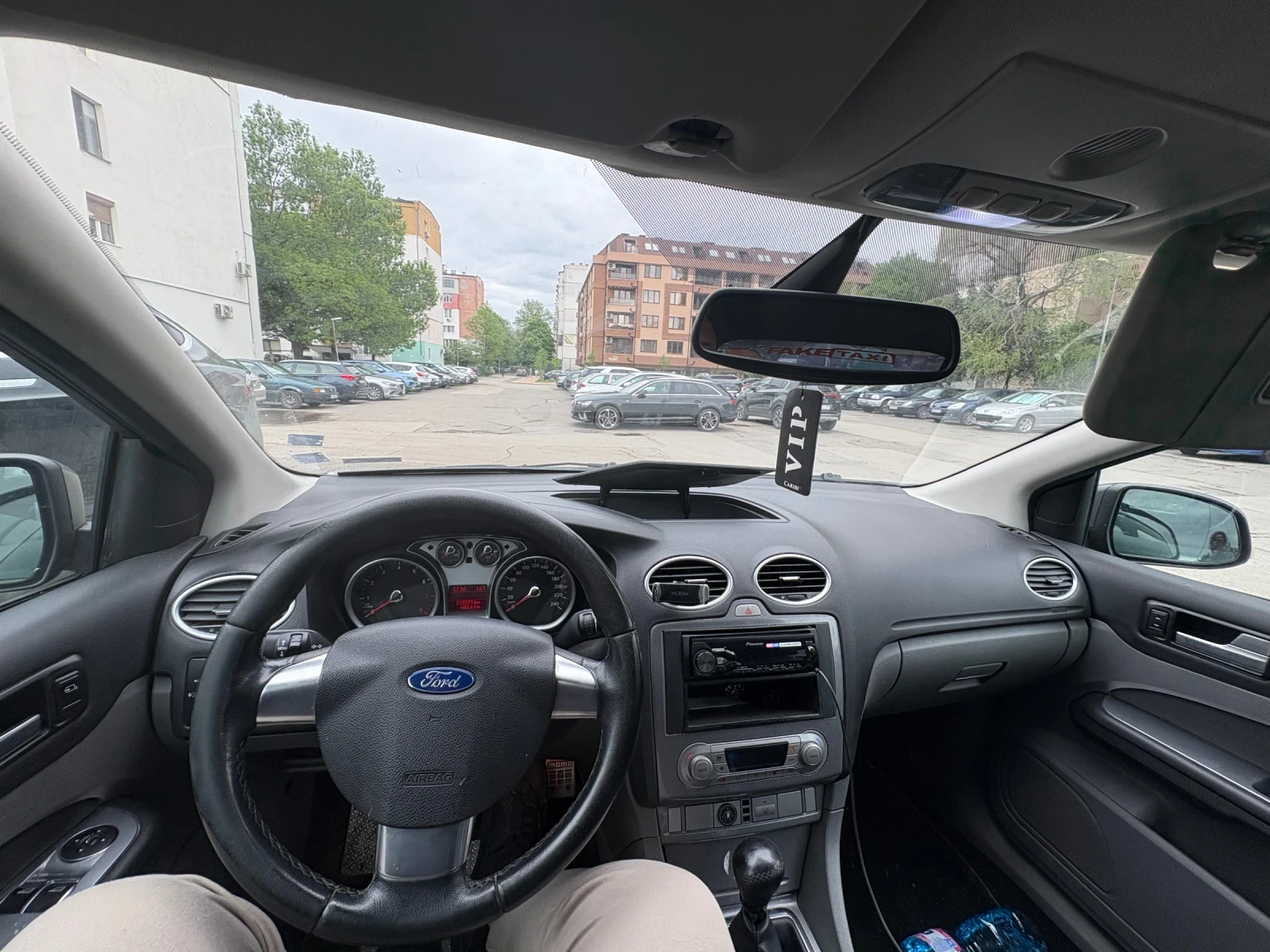 Ford Focus 2.0 - изображение 5