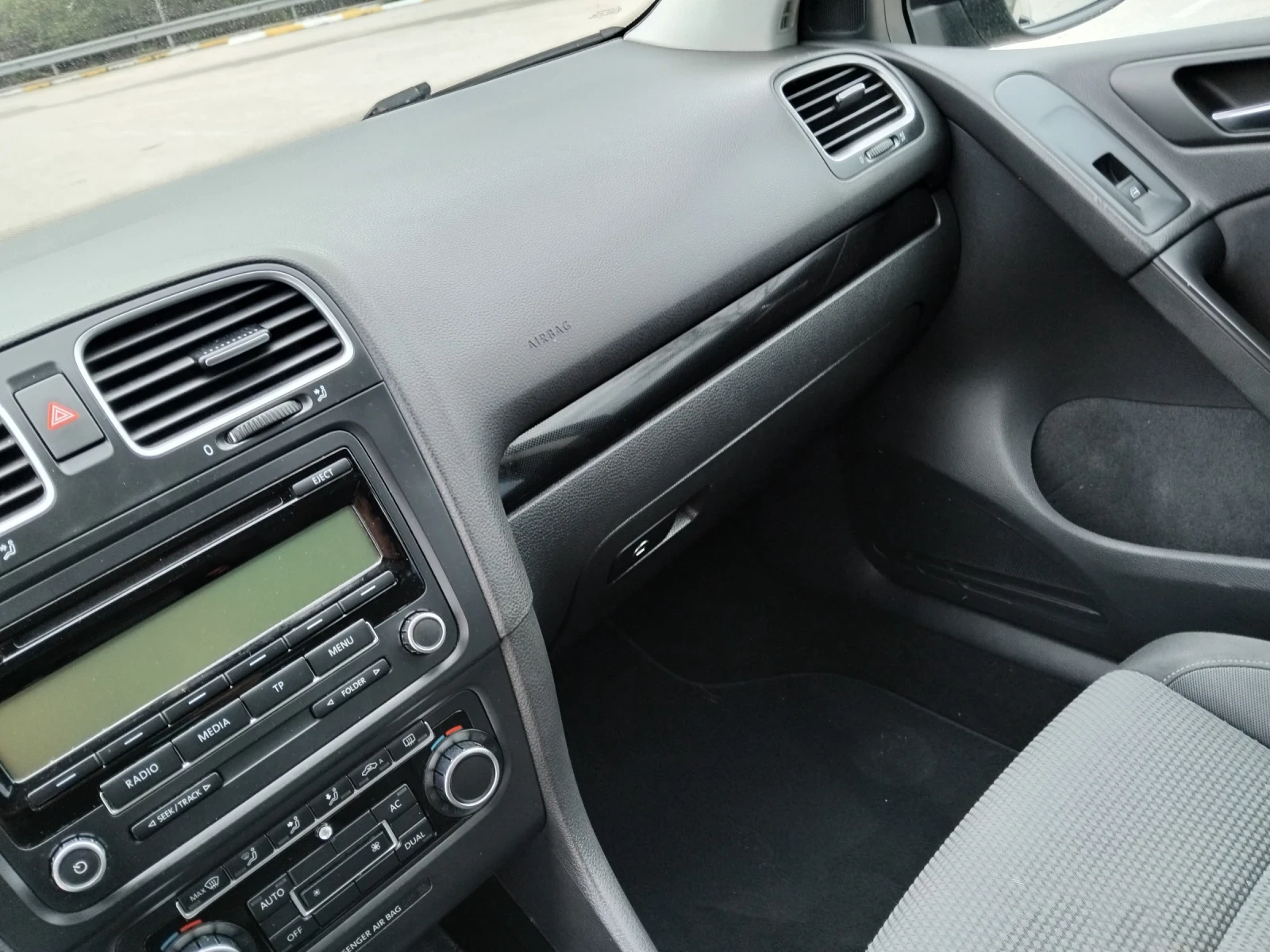 VW Golf 1.6 тди - изображение 6