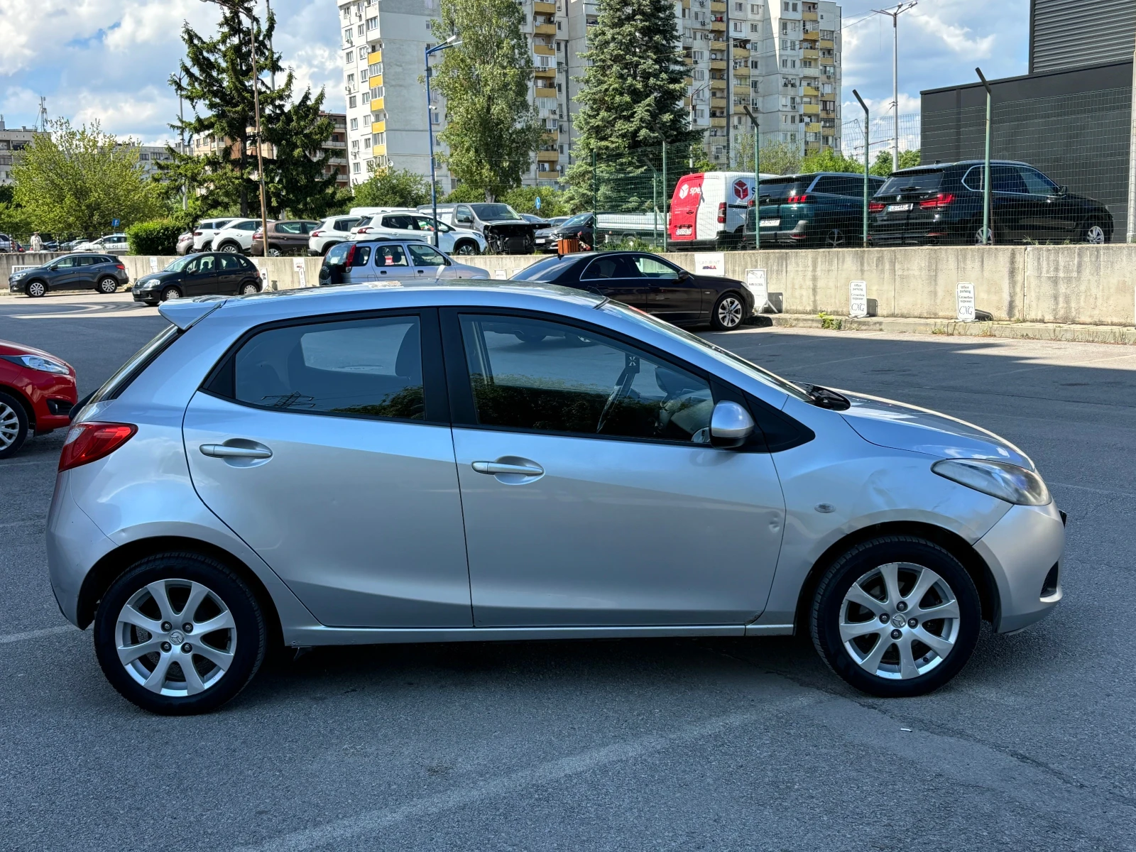 Mazda 2 1.5i - изображение 6