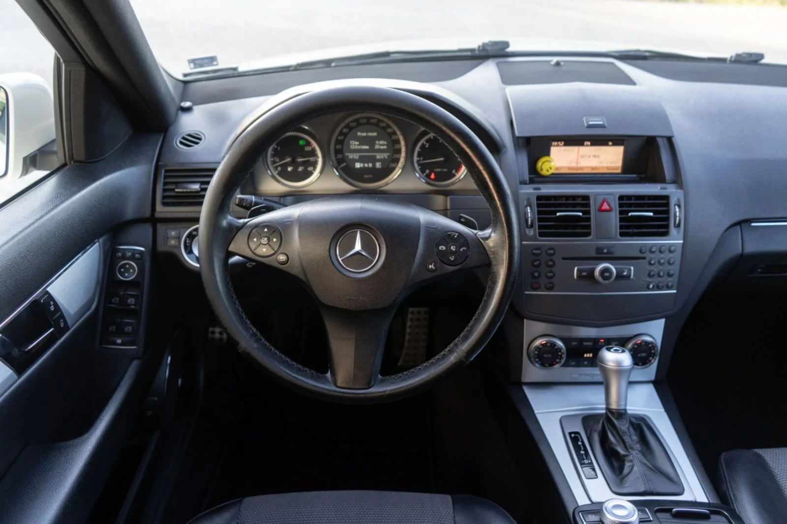 Mercedes-Benz C 200 AMG!! Пакет AMG!! - изображение 7