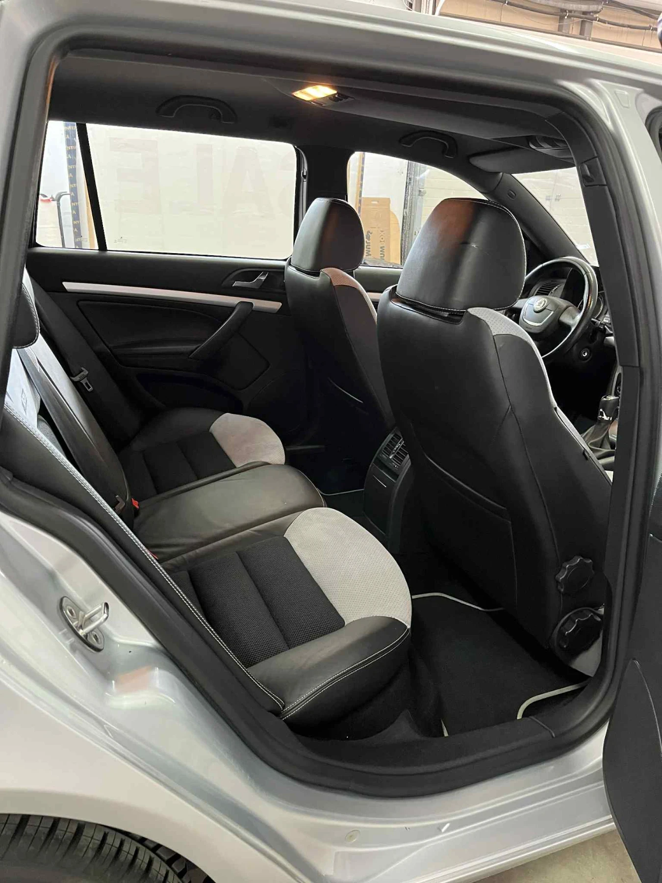 Skoda Octavia VRS  | Mobile.bg   13