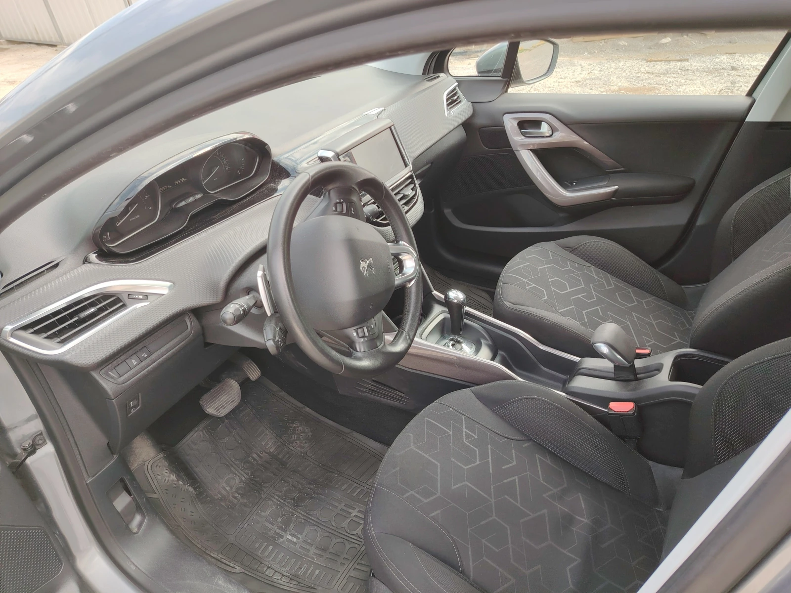 Peugeot 2008 | Mobile.bg   13