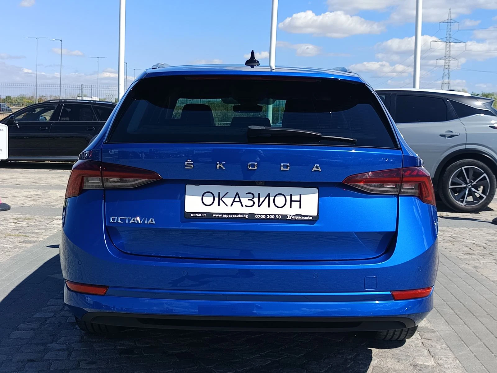 Skoda Octavia Combi 2.0 TDI DSG - изображение 6