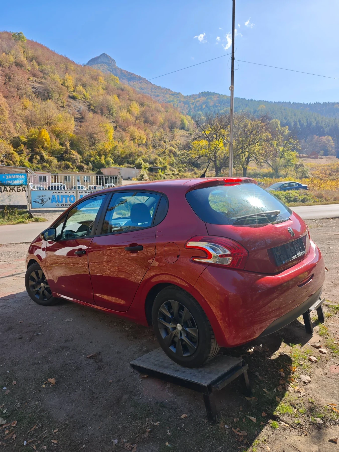 Peugeot 208 1.0I НОВ ВНОС, снимка 9 - Автомобили и джипове - 52495280