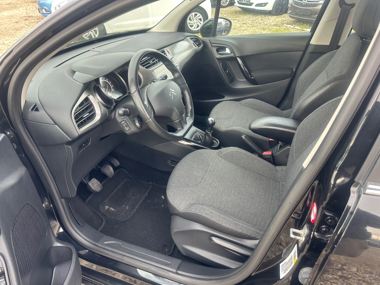 Citroen C3  - изображение 6