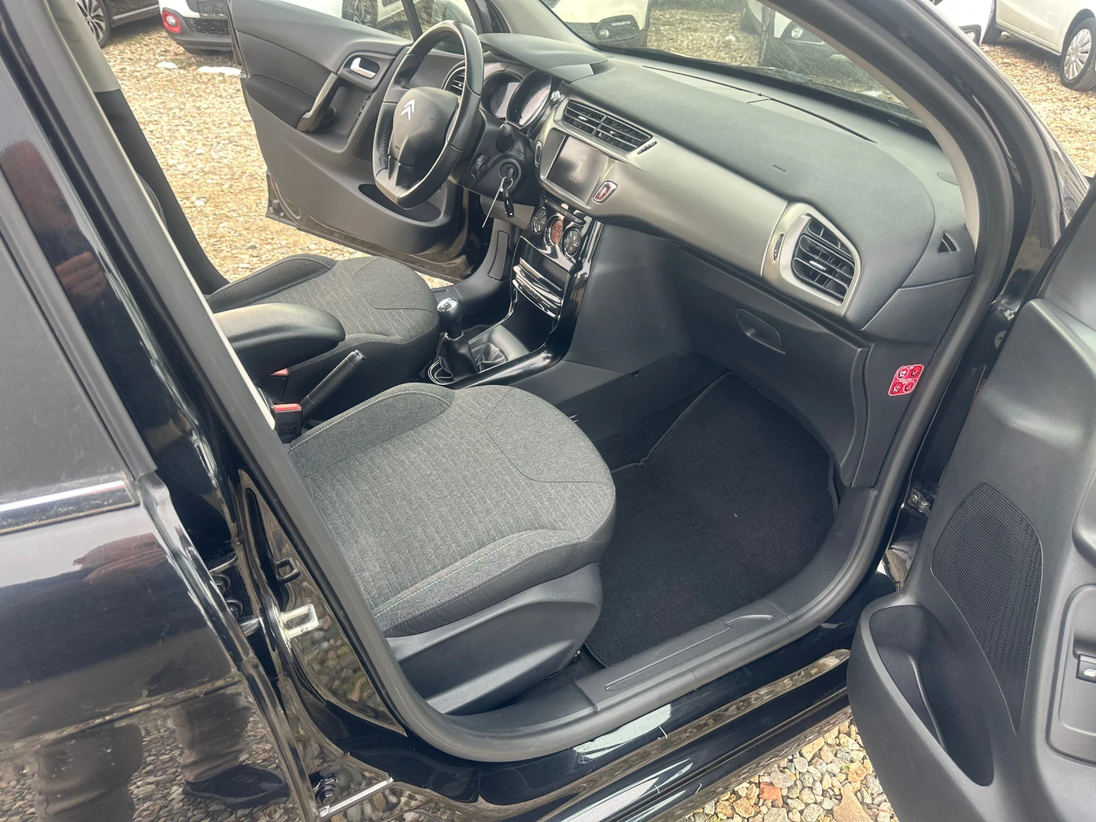 Citroen C3  - изображение 7