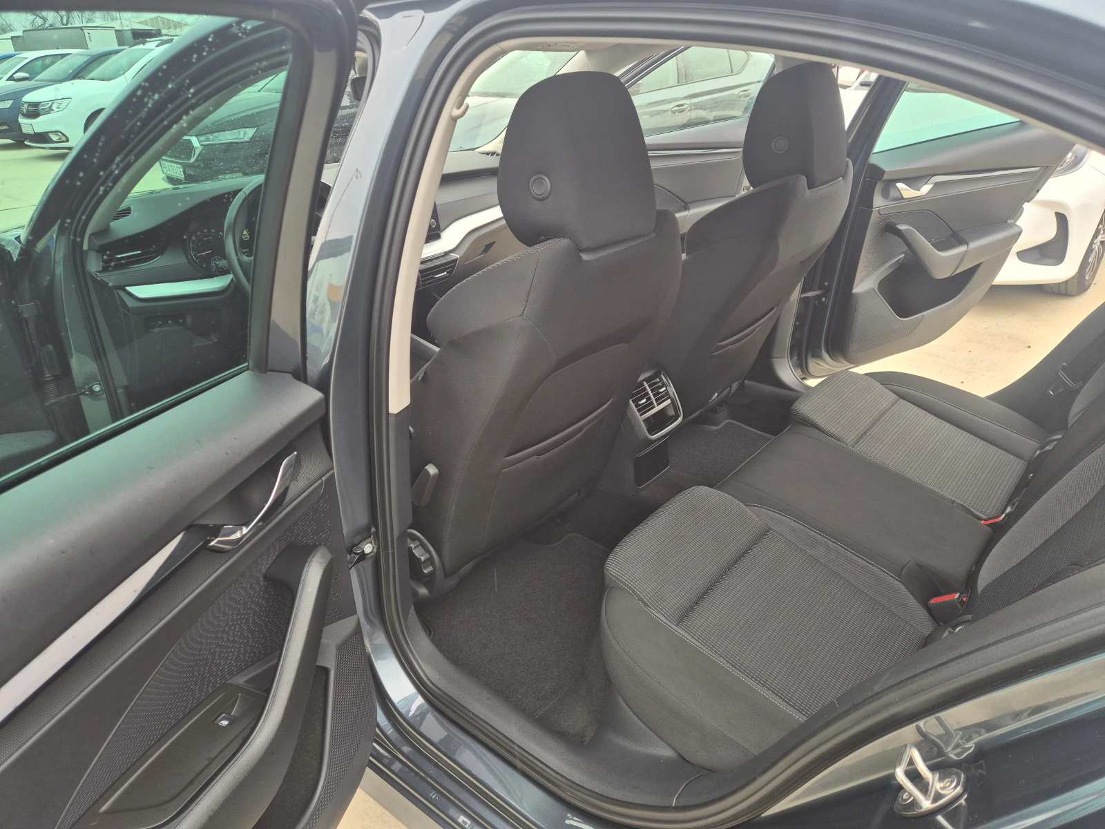 Skoda Octavia 4�4 �/� 150�� | Mobile.bg � ����������� 12