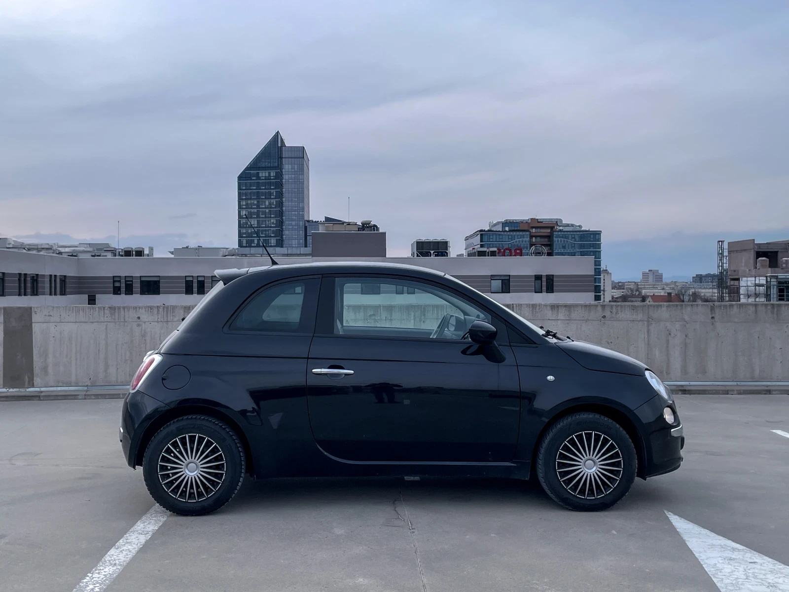 Fiat 500 1.2 69HP 5MT, снимка 8 - Автомобили и джипове - 53928102