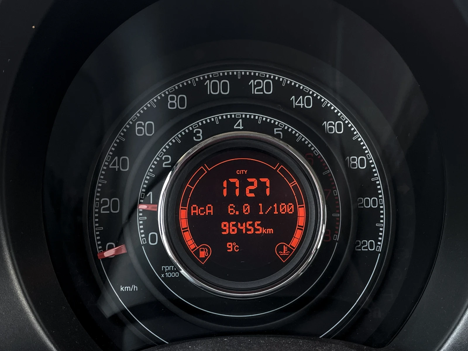 Fiat 500 1.2 69HP 5MT, снимка 14 - Автомобили и джипове - 53928102