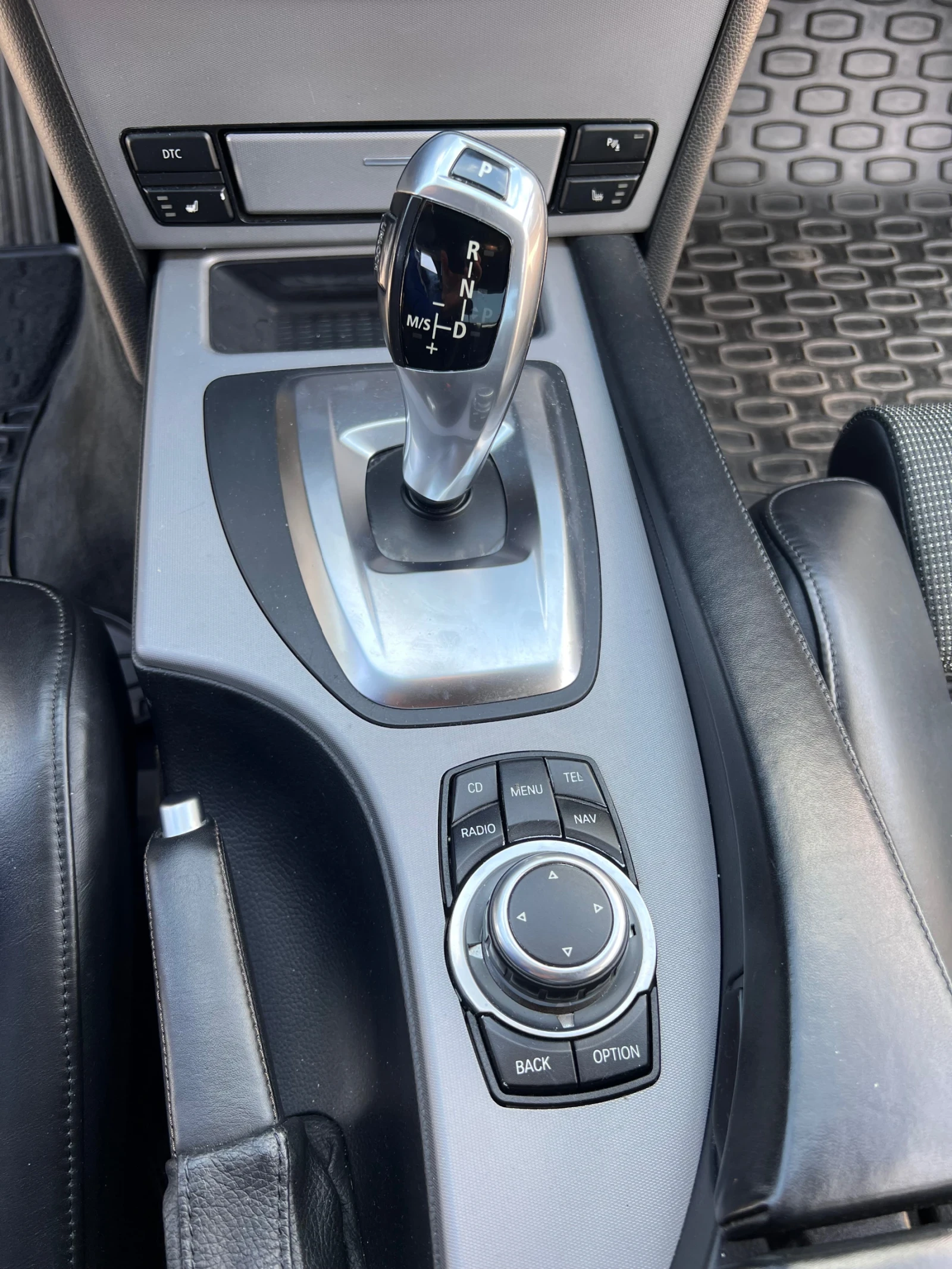 BMW 525 197k.c M-Пакет, EdItion, снимка 12 - Автомобили и джипове - 54007304