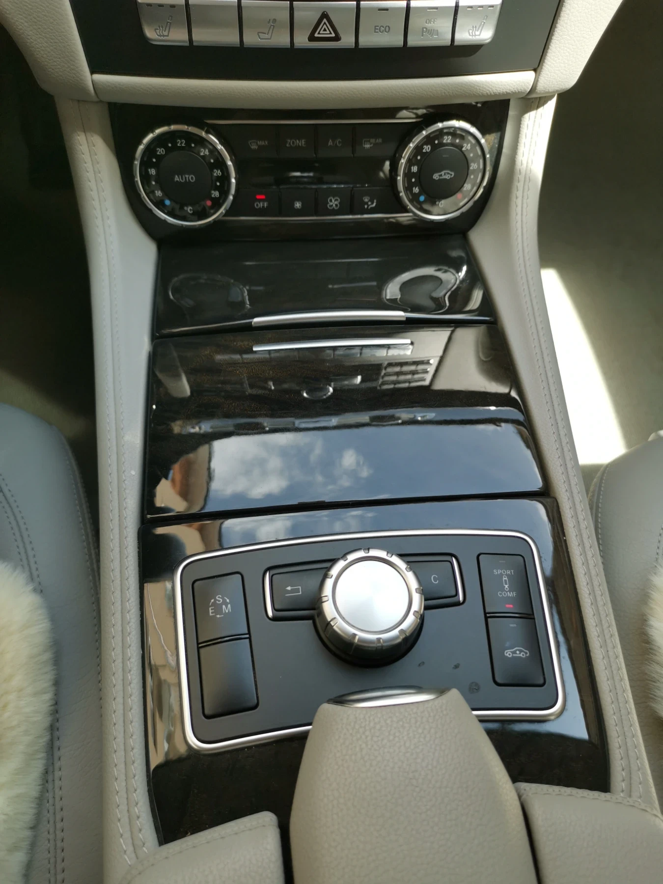 Mercedes-Benz CLS 350, снимка 9 - Автомобили и джипове - 54370762