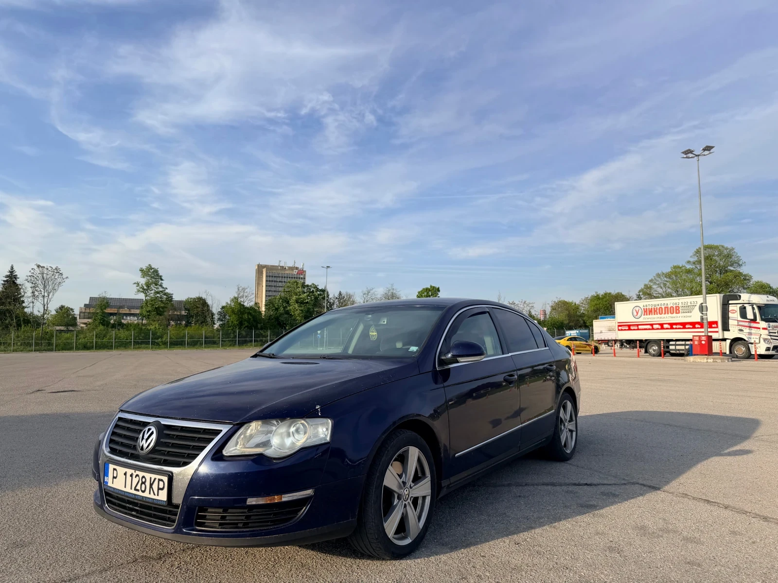 VW Passat, снимка 3 - Автомобили и джипове - 54415241