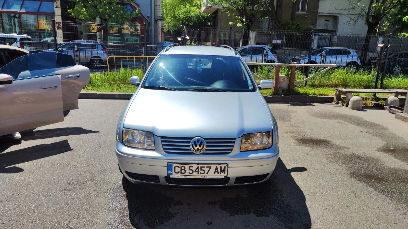 VW Bora, снимка 2 - Автомобили и джипове - 54430391