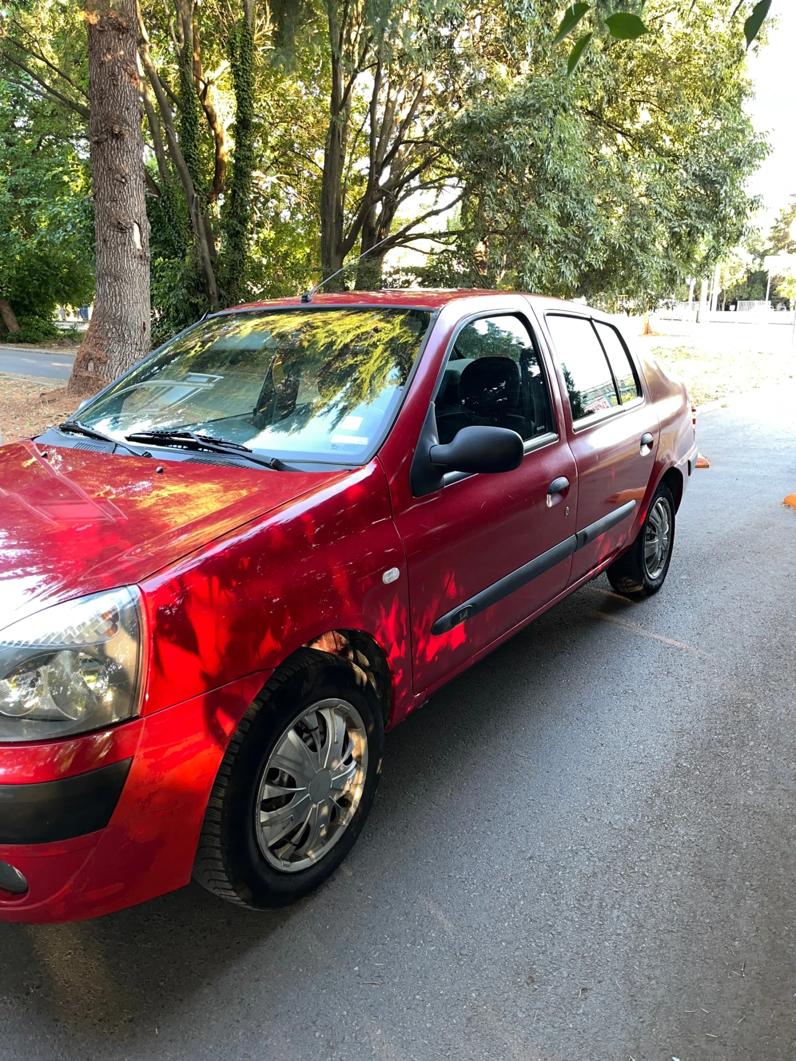 Renault Clio, снимка 2 - Автомобили и джипове - 54537925